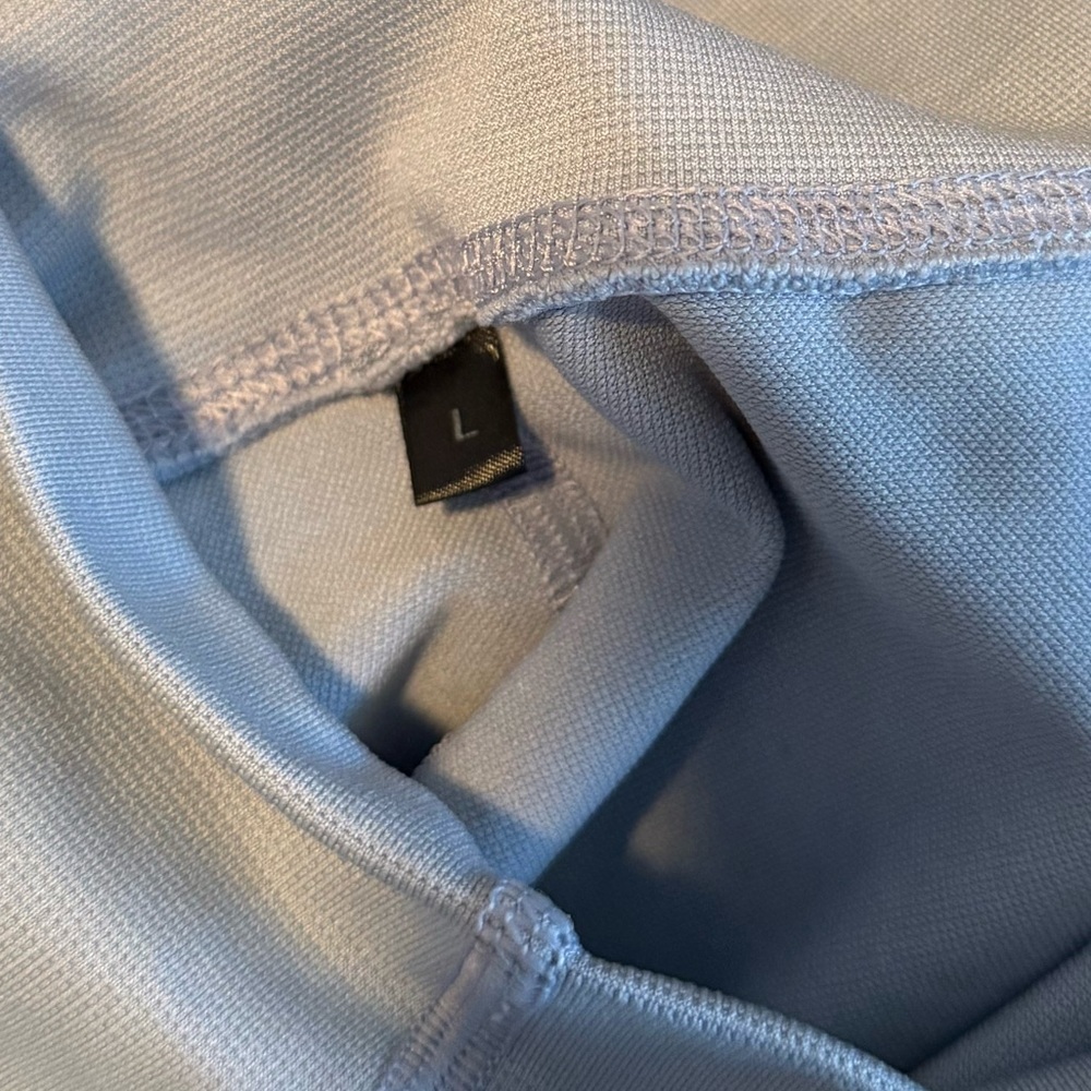Alphalete Light Blue Activewear - Picture 2 of 7
